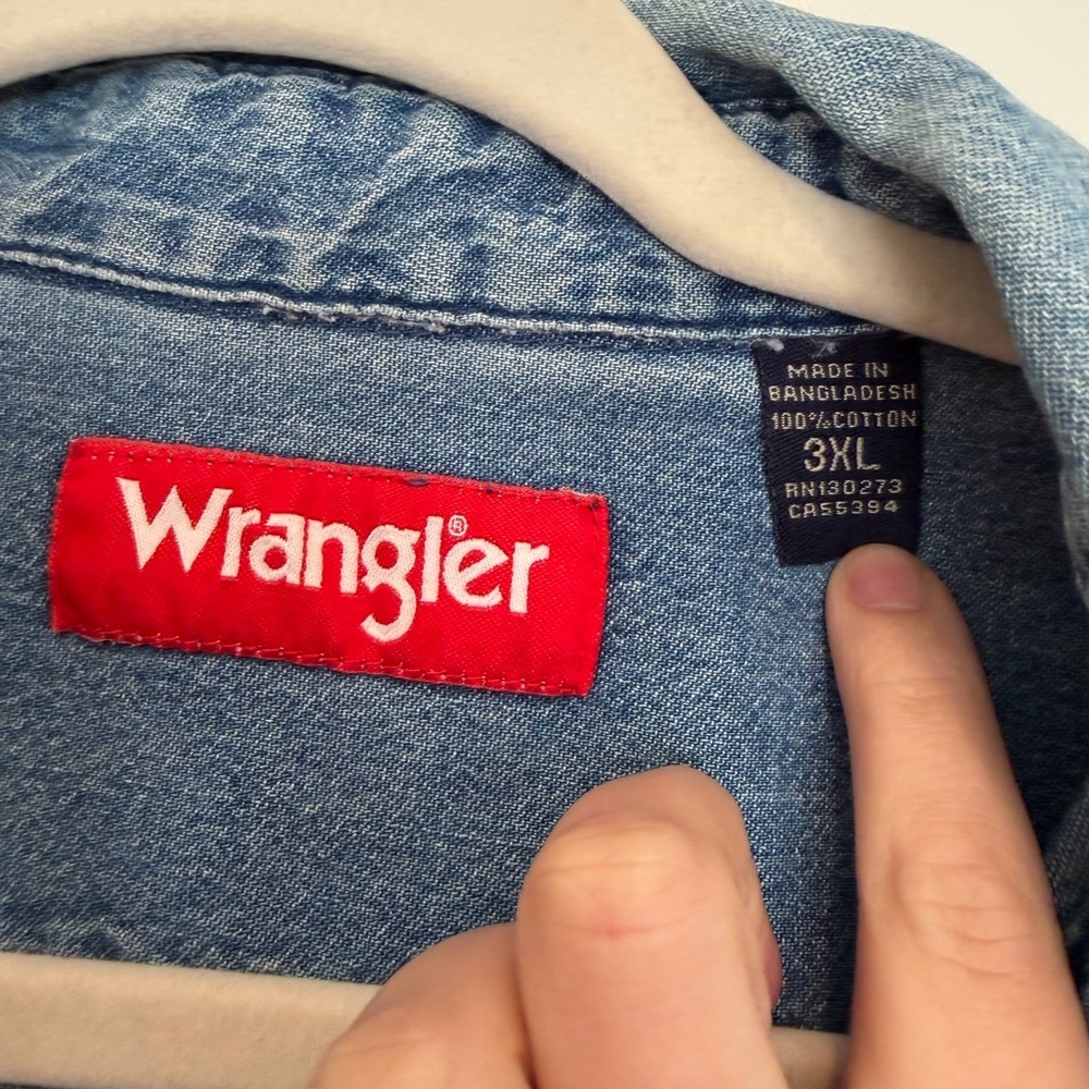 Wrangler Vintage Light Blue Denim Shirt - Picture 2 of 4